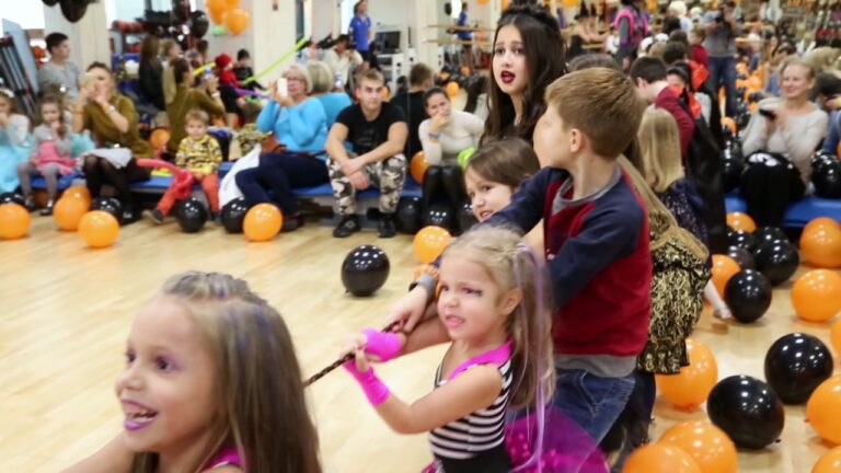 Aquaterra Halloween Kids