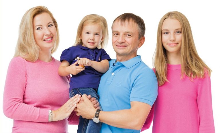 Врачи на съемочной площадке Benetton: Семья Сухан