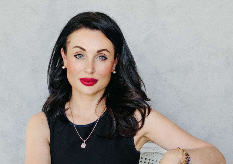 Виктория Казаку: “Ее голос красоты”